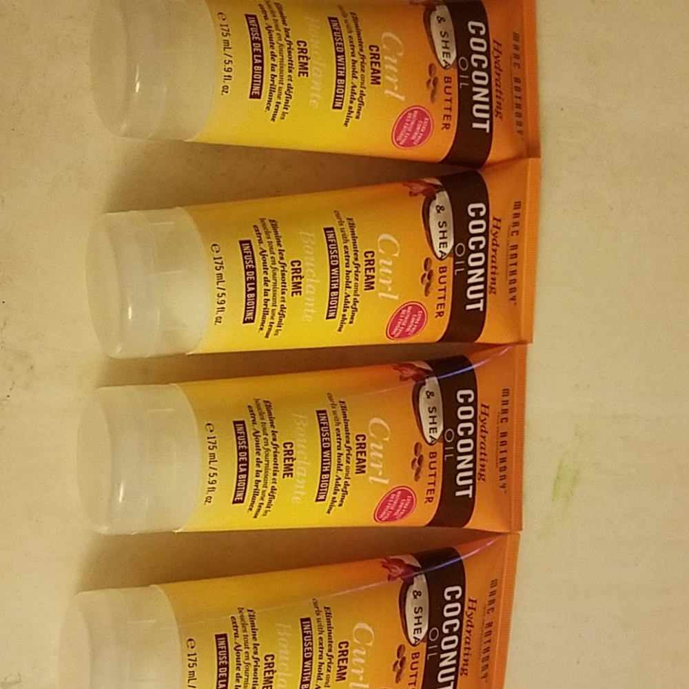 Marc Anthony curl cream